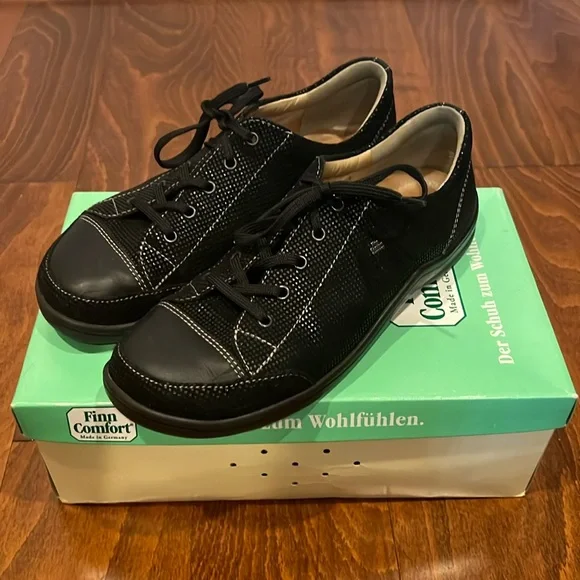 Finn Comfort Women’s Soho-S Leather Sneaker - Picture 1 of 13